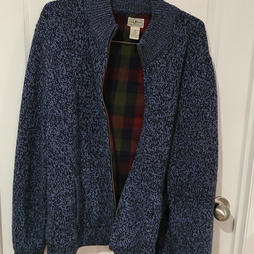 Men's sweater